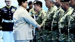 Mantan Pangkostrad Letjen TNI Purn H. Bibit Waluyo Menerima Anugrah Pangkat Kehormatan dari Presiden Prabowo Subianto